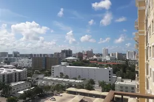 750 N Tamiami Trl, Sarasota, FL 34236 - Photo 9