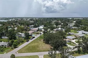 513 Pine Rd, Nokomis, FL 34275 - Photo 15