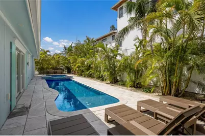 401 N Shore Drive, Anna Maria, FL 34216 - Photo 23