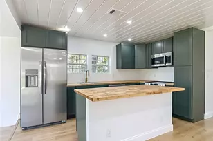 8781 S Lakeshore Dr, Floral City, FL 34436 - Photo 25