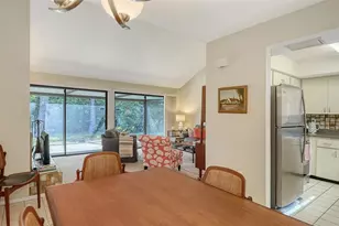 4983 Greencroft Rd, Sarasota, FL 34235 - Photo 5