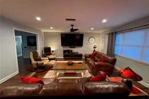 2207 51st St W, Bradenton, FL 34209 - Photo 5