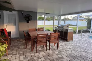 2207 51st St W, Bradenton, FL 34209 - Photo 29