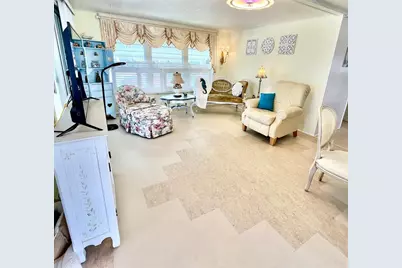 132 S Park Drive, Venice, FL 34285 - Photo 3