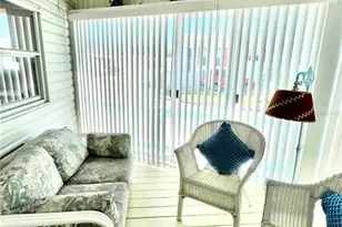 132 S Park Dr, Venice, FL 34285 - Photo 7