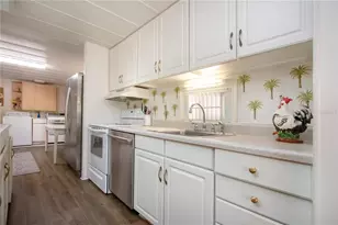 420 49th St E, Palmetto, FL 34221 - Photo 31