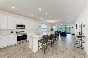 5735 Mezzana Run, Palmetto, FL 34221 - Photo 9