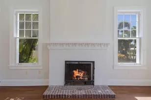 455 Acacia Dr, Sarasota, FL 34234 - Photo 13