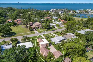 455 Acacia Dr, Sarasota, FL 34234 - Photo 59