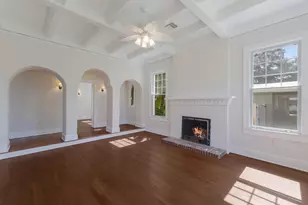 455 Acacia Dr, Sarasota, FL 34234 - Photo 9