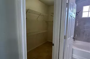 4980 Baraldi Cir, Sarasota, FL 34235 - Photo 13