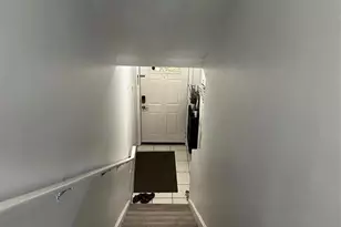 4980 Baraldi Cir, Sarasota, FL 34235 - Photo 5