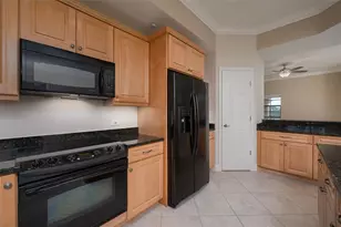 7710 Lake Vista Ct, Lakewood Ranch, FL 34202 - Photo 17