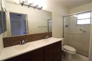 390 301 Blvd W, Bradenton, FL 34205 - Photo 15