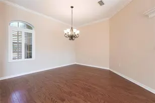 7211 Treymore Ct, Sarasota, FL 34243 - Photo 11