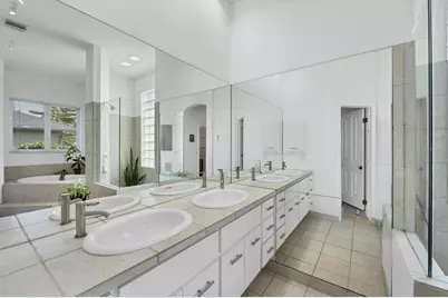 404 Bayside Lane, Nokomis, FL 34275 - Photo 17