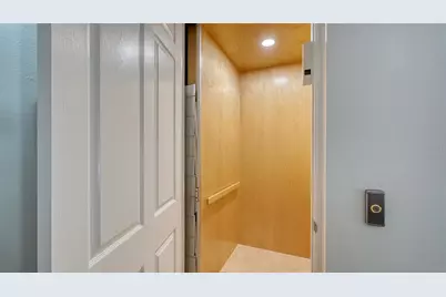 7154 Hawks Harbor Circle, Bradenton, FL 34207 - Photo 13