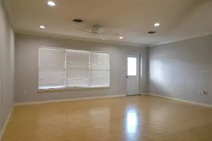 3013 Jennings Dr, Sarasota, FL 34239 - Photo 3