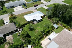 3013 Jennings Dr, Sarasota, FL 34239 - Photo 19