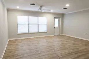 3013 Jennings Dr, Sarasota, FL 34239 - Photo 5