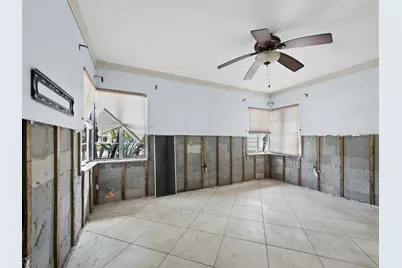 153 N Adams Drive, Sarasota, FL 34236 - Photo 9