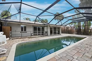 153 N Adams Dr, Sarasota, FL 34236 - Photo 11