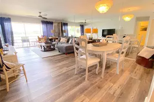 7041 W Country Club Dr N, Sarasota, FL 34243 - Photo 11