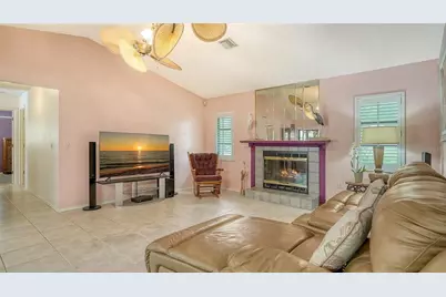 5879 Ravenwood Drive, Sarasota, FL 34243 - Photo 19