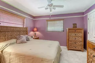 5879 Ravenwood Dr, Sarasota, FL 34243 - Photo 29