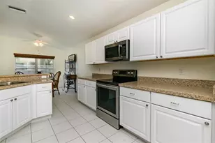 13246 Highland Chase Pl, Fort Myers, FL 33913 - Photo 9