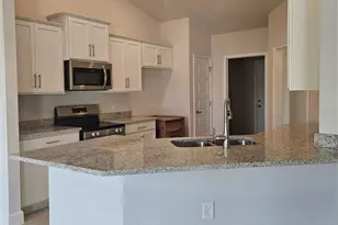 804 Polaris Rd, Venice, FL 34293 - Photo 3