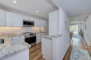 3987 Maceachen Blvd, Sarasota, FL 34233 - Photo 7