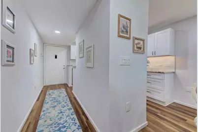 3987 Maceachen Boulevard #123, Sarasota, FL 34233 - Photo 5