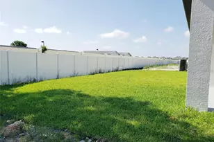 1825 Everson St, Bradenton, FL 34208 - Photo 5