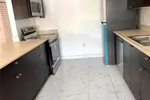 13300 Walsingham Rd, Largo, FL 33774 - Photo 5