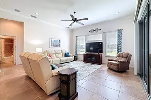 324 165th Ct NE, Bradenton, FL 34212 - Photo 9