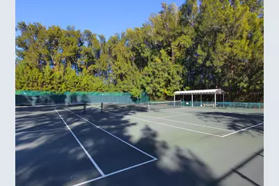 8250 Sanderling Road, Sarasota, FL 34242 - Photo 61