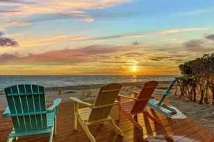 8250 Sanderling Rd, Sarasota, FL 34242 - Photo 5