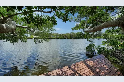 8250 Sanderling Road, Sarasota, FL 34242 - Photo 51