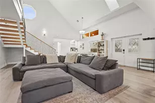 430 Island Cir, Sarasota, FL 34242 - Photo 23