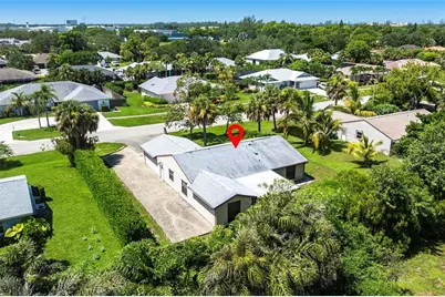 2345 Outrigger Lane, Naples, FL 34104 - Photo 31