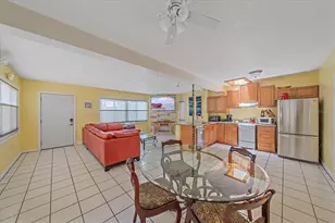 4859 Commonwealth Dr, Sarasota, FL 34242 - Photo 21