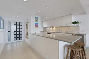 1055 Gulf of Mexico Dr, Longboat Key, FL 34228 - Photo 13