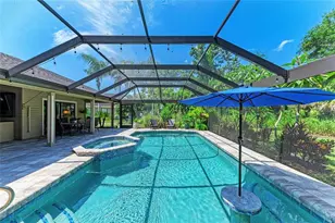 8416 Palm Lakes Ct, Sarasota, FL 34243 - Photo 57