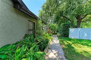 8416 Palm Lakes Ct, Sarasota, FL 34243 - Photo 67