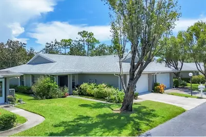 3909 Center Gate Circle #5, Sarasota, FL 34233 - Photo 1