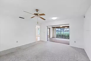 3909 Center Gate Cir, Sarasota, FL 34233 - Photo 15