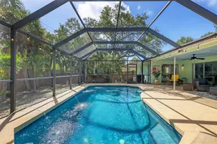 735 Birdsong Ln, Sarasota, FL 34242 - Photo 7