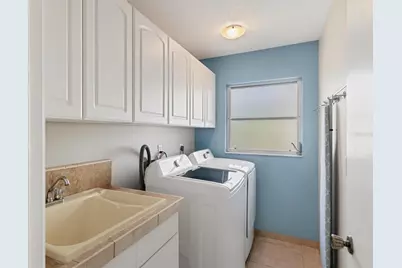 735 Birdsong Lane, Sarasota, FL 34242 - Photo 27