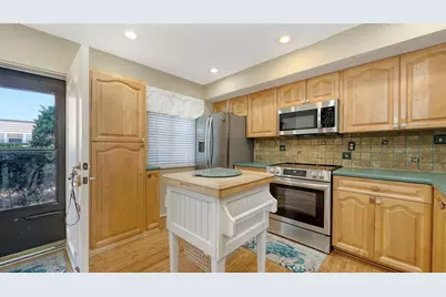 8897 Midnight Pass Road #105, Sarasota, FL 34242 - Photo 3